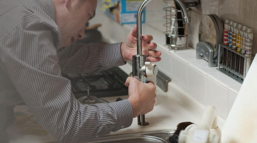 Professional water heater repair in Hargill, TX